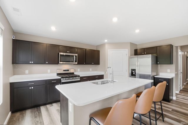4619 Timber Creek Parkway, New Haven, IN 46774