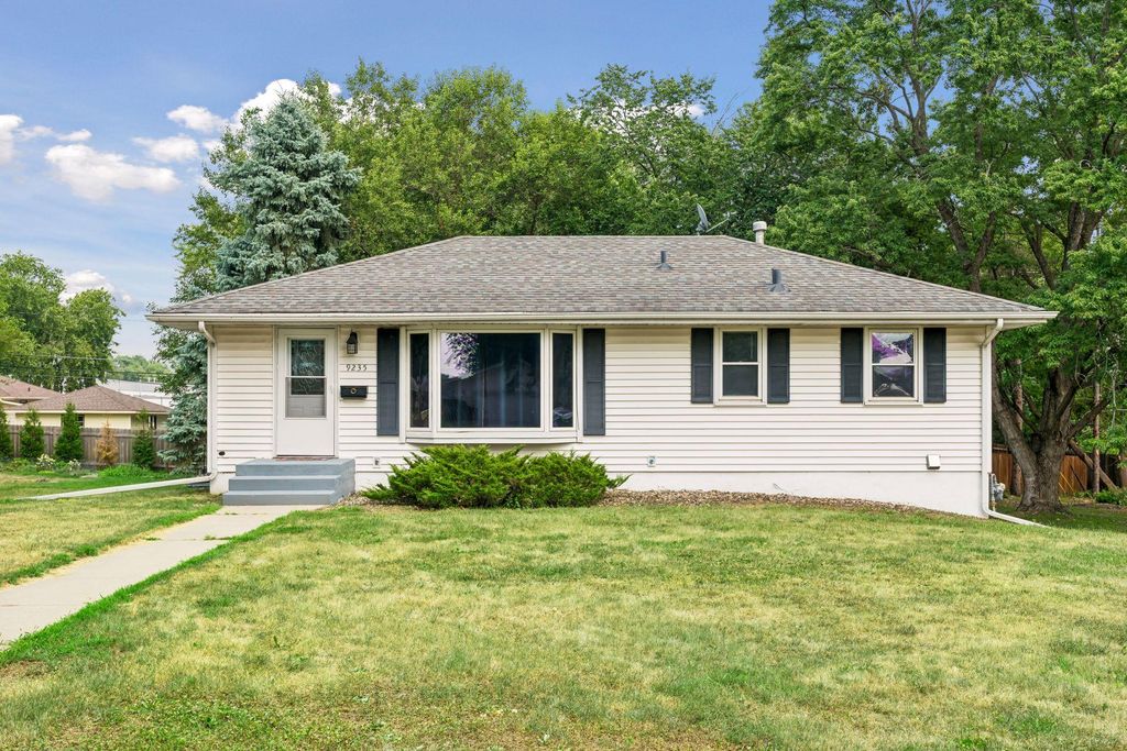 9235 Queen Avenue S, Bloomington, MN 55431