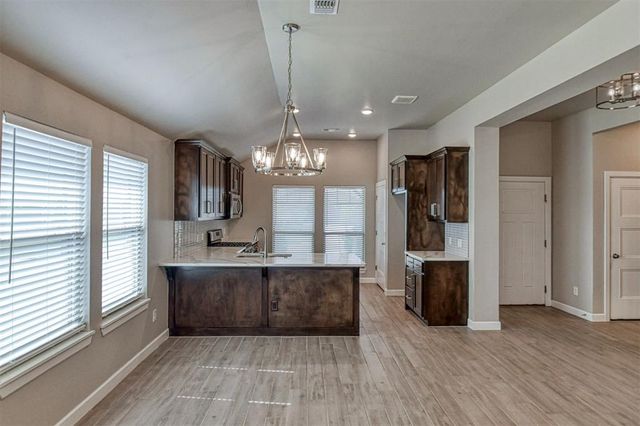 517 Elena Drive, Blanchard, OK 73010