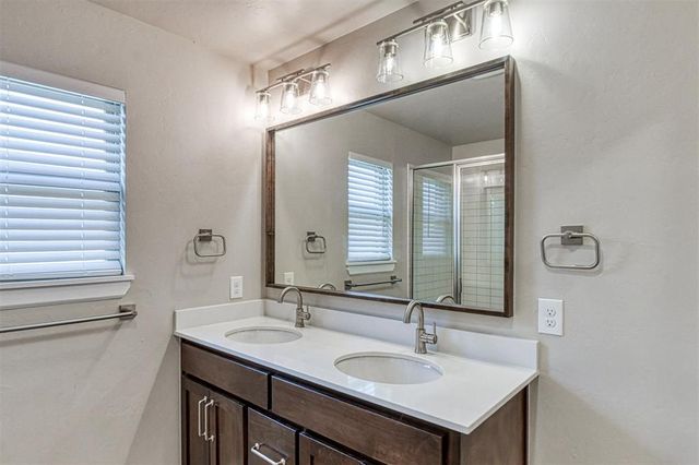 517 Elena Drive, Blanchard, OK 73010
