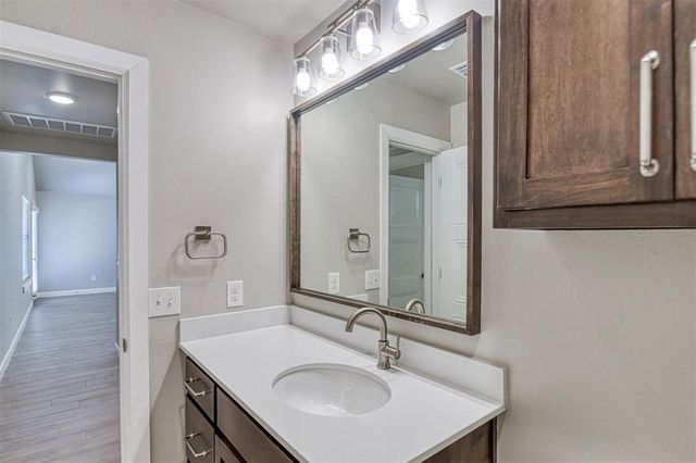 517 Elena Drive, Blanchard, OK 73010