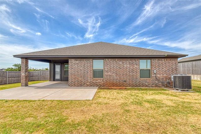517 Elena Drive, Blanchard, OK 73010