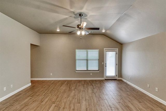 517 Elena Drive, Blanchard, OK 73010