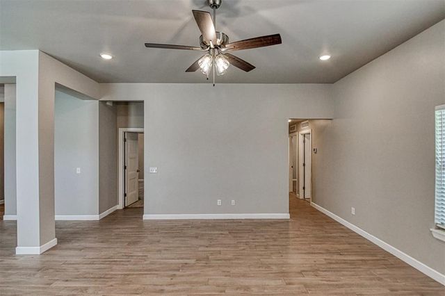 517 Elena Drive, Blanchard, OK 73010