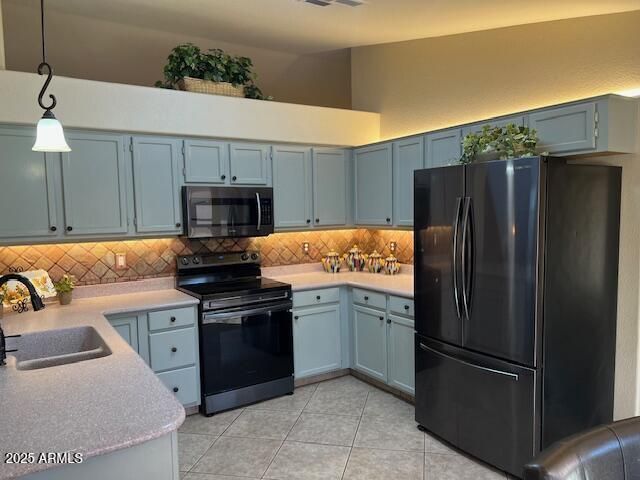 7569 W MAUI Lane, Peoria, AZ 85381