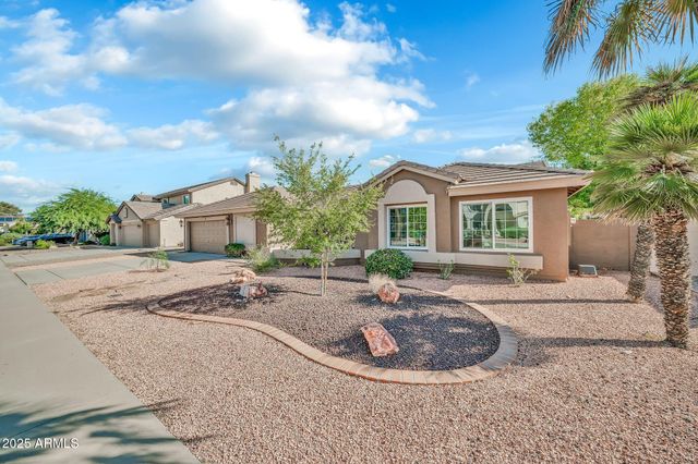 7569 W MAUI Lane, Peoria, AZ 85381