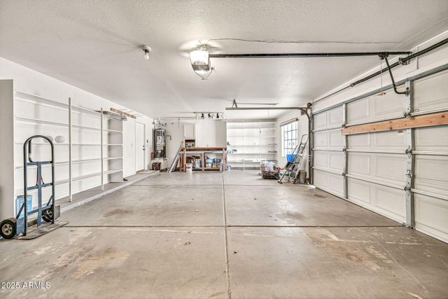 7569 W MAUI Lane, Peoria, AZ 85381