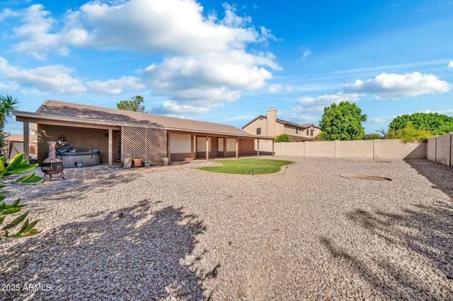 7569 W MAUI Lane, Peoria, AZ 85381