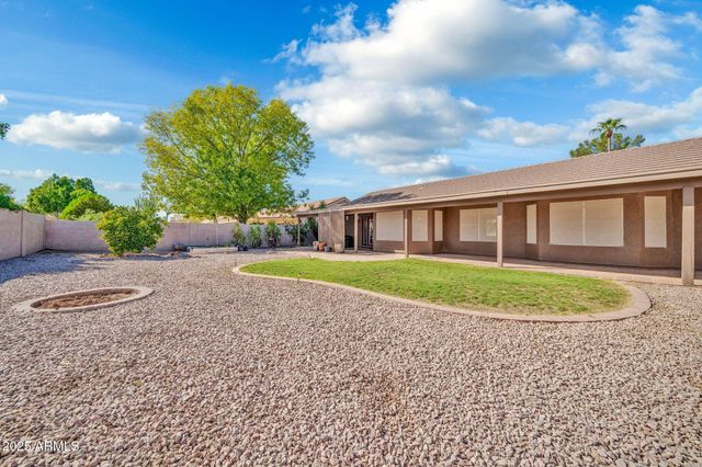 7569 W MAUI Lane, Peoria, AZ 85381