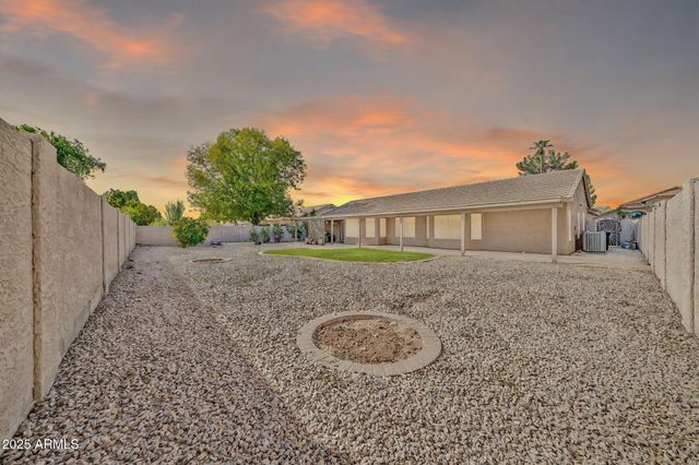 7569 W MAUI Lane, Peoria, AZ 85381