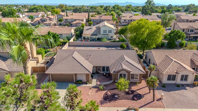 7569 W MAUI Lane, Peoria, AZ 85381