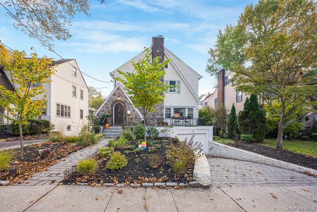 22 Palmer Avenue, Mount Vernon, NY 10552