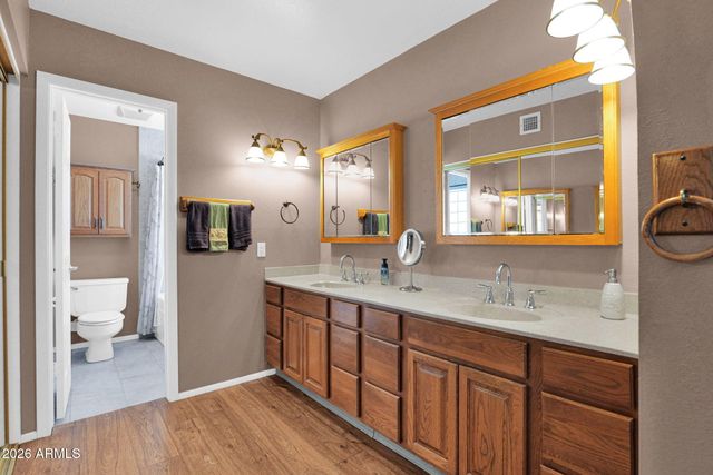 4338 W MICHELLE Drive, Glendale, AZ 85308