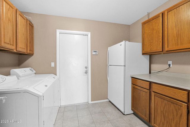 4338 W MICHELLE Drive, Glendale, AZ 85308