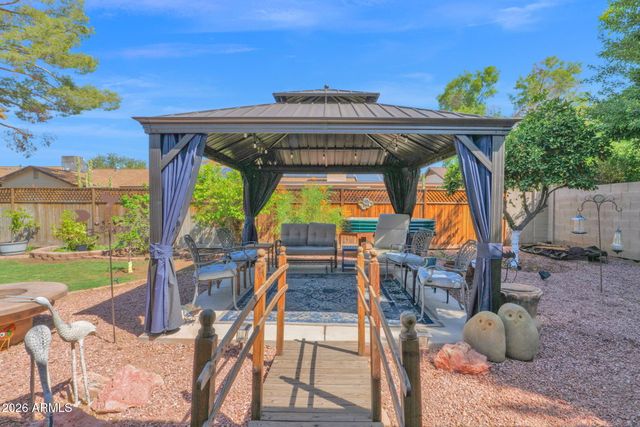 4338 W MICHELLE Drive, Glendale, AZ 85308
