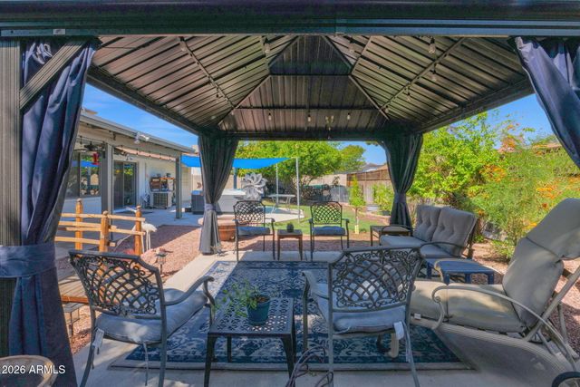 4338 W MICHELLE Drive, Glendale, AZ 85308