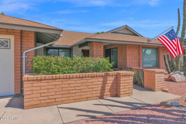 4338 W MICHELLE Drive, Glendale, AZ 85308