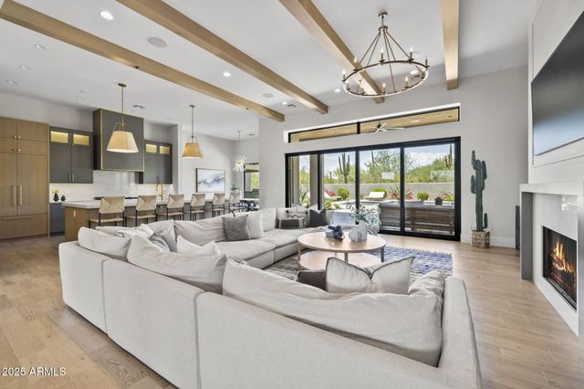 8808 E SULKY Circle, Scottsdale, AZ 85255