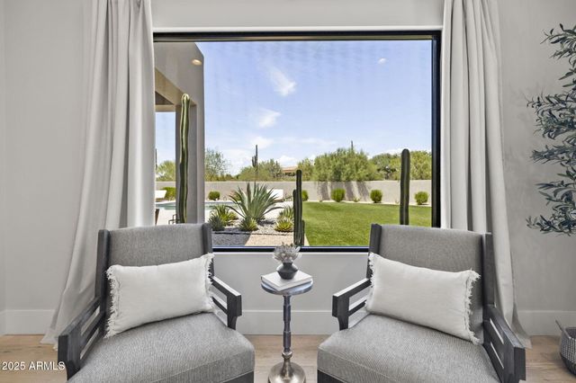 8808 E SULKY Circle, Scottsdale, AZ 85255