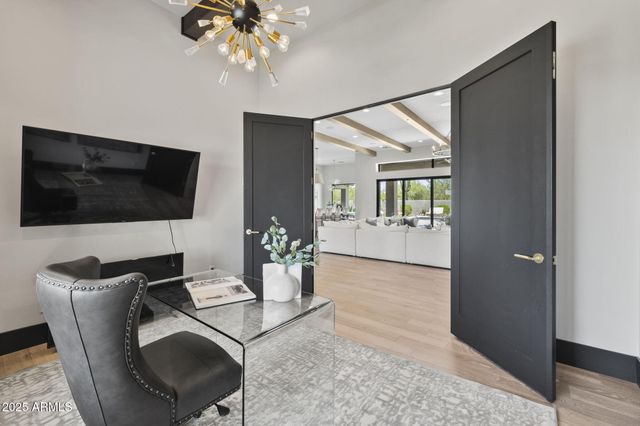 8808 E SULKY Circle, Scottsdale, AZ 85255