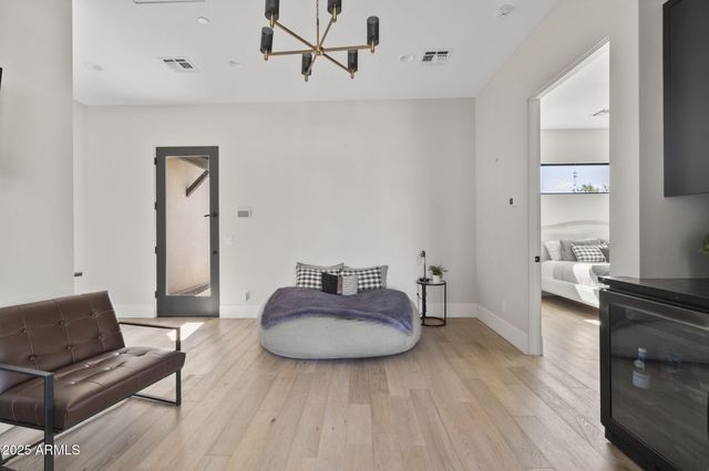 8808 E SULKY Circle, Scottsdale, AZ 85255