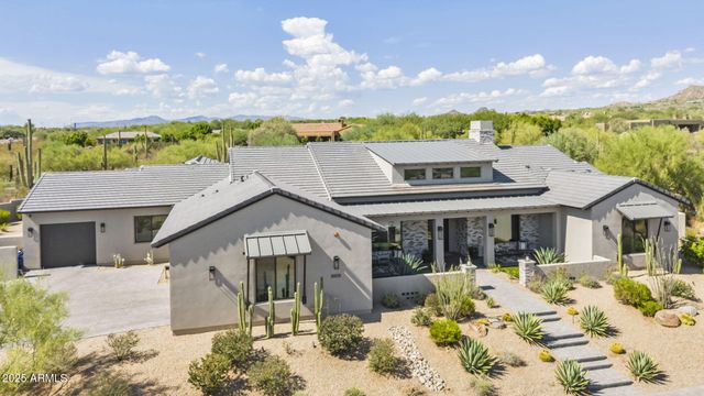 8808 E SULKY Circle, Scottsdale, AZ 85255