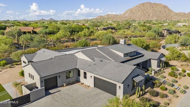8808 E SULKY Circle, Scottsdale, AZ 85255