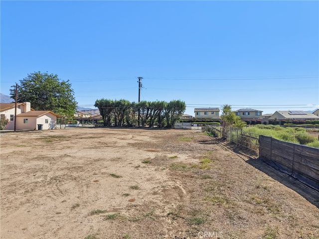 11285 Cherry Avenue, Cherry Valley, CA 92223