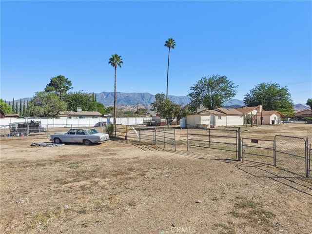 11285 Cherry Avenue, Cherry Valley, CA 92223