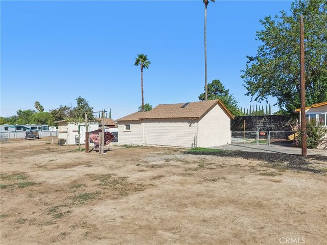 11285 Cherry Avenue, Cherry Valley, CA 92223