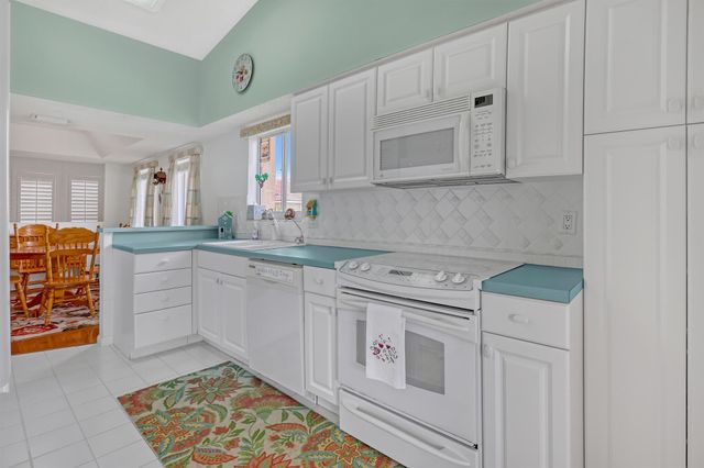 23140 Island View 2, Boca Raton, FL 33433
