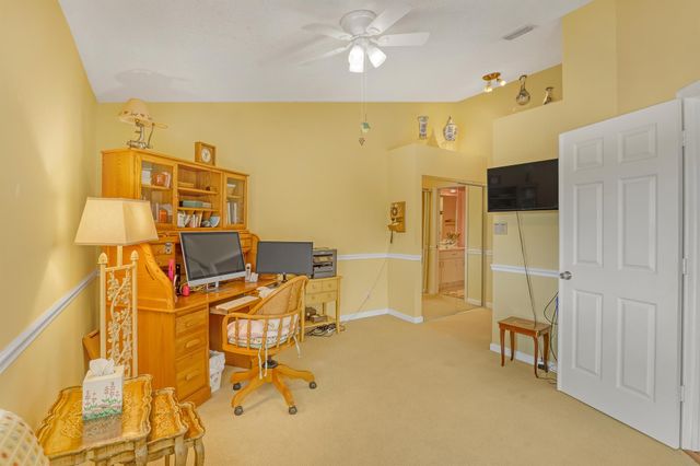 23140 Island View 2, Boca Raton, FL 33433