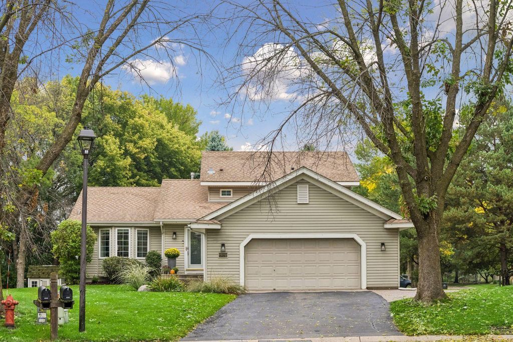 8340 Grace Court, Victoria, MN 55386 — exterior