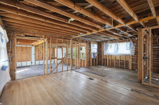 19 NARANJA ROAD, Debary, FL 32713