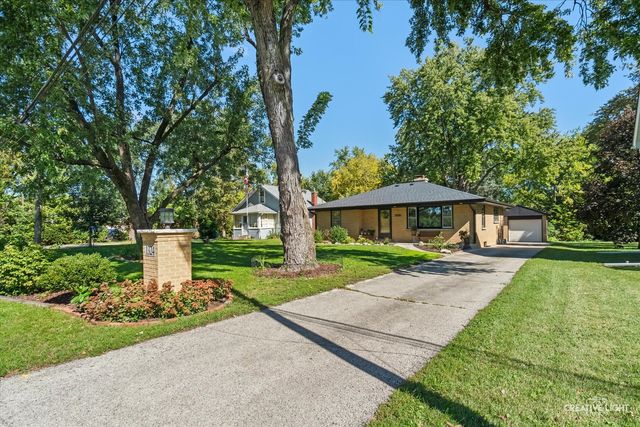1324 S Broadway Road, Montgomery, IL 60538