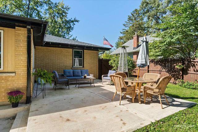 1324 S Broadway Road, Montgomery, IL 60538