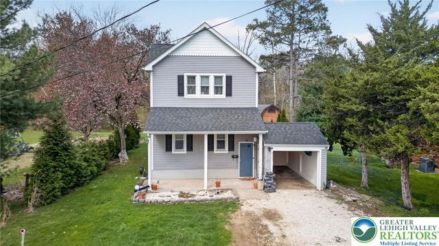 311 Hunt Avenue, Pohatcong, NJ 08865