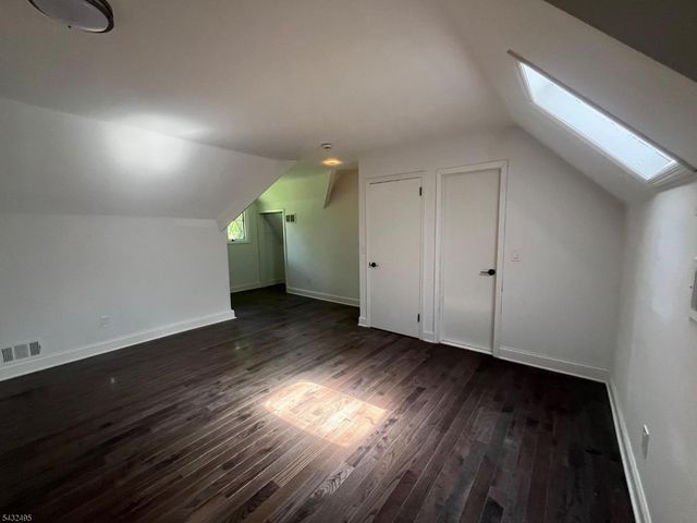 2 Twin Brooks Trl, Chester Twp., NJ 07930