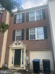 6 PLAYERS LN, Pine Hill, NJ 08021