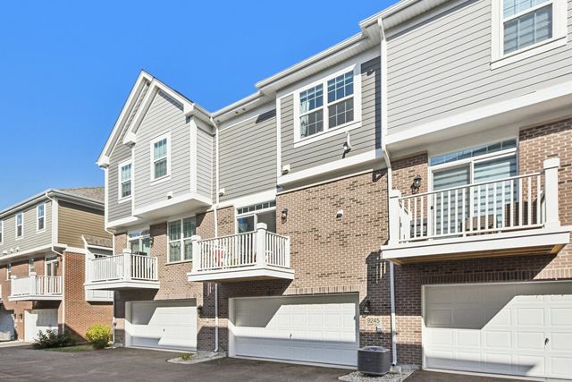 9245 Harlowe Lane, Orland Park, IL 60462