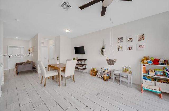 1158 SE 23rd Ave 1158, Homestead, FL 33035