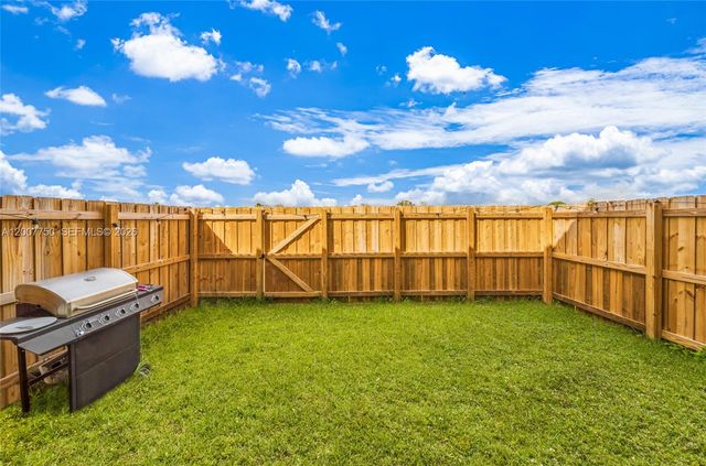 1158 SE 23rd Ave 1158, Homestead, FL 33035