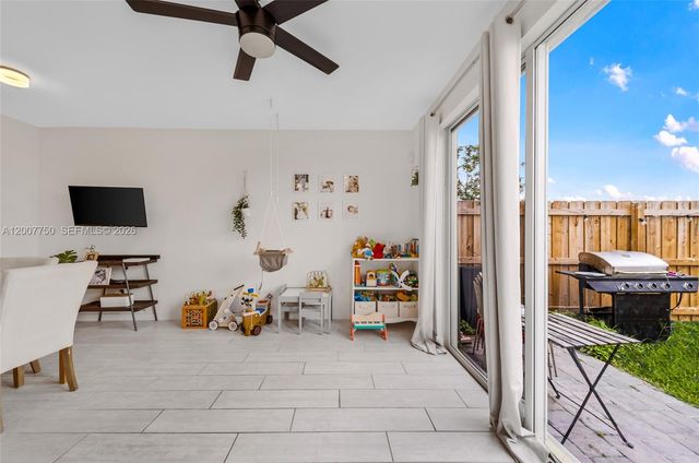 1158 SE 23rd Ave 1158, Homestead, FL 33035