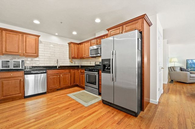 28 Southgate Road 35, Westford, MA 01886