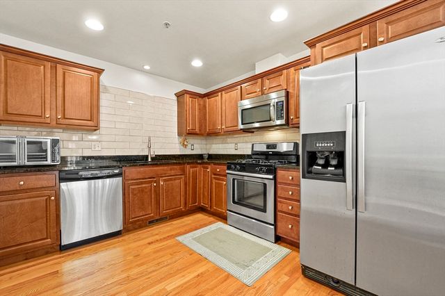 28 Southgate Road 35, Westford, MA 01886