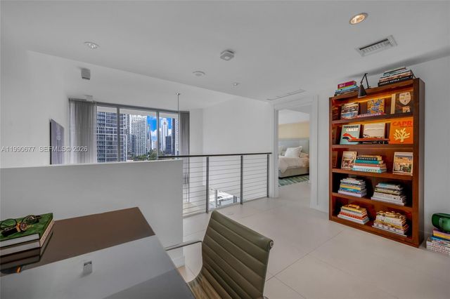 200 Biscayne Boulevard Way 904, Miami, FL 33131