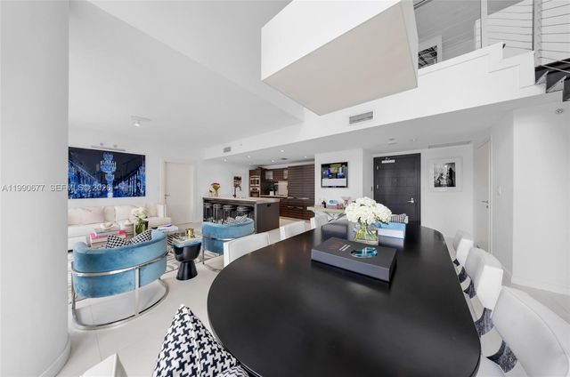 200 Biscayne Boulevard Way 904, Miami, FL 33131