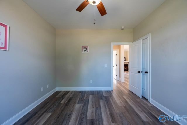 110 Grassy Bank Drive, New Market, AL 35761