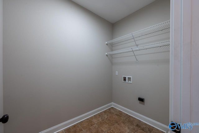 110 Grassy Bank Drive, New Market, AL 35761