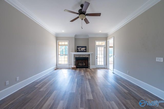 110 Grassy Bank Drive, New Market, AL 35761